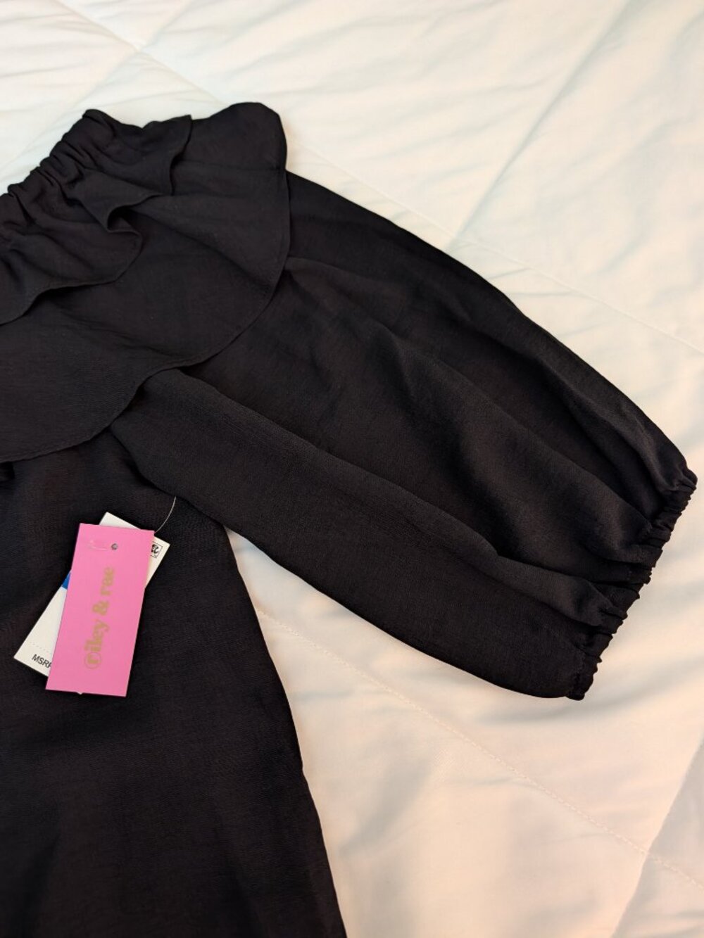 Riley & Rae Ruffled Scoop Neck Top with 3/4 Length Sleeves - Black - XL (NWT) - Picture 4 of 6